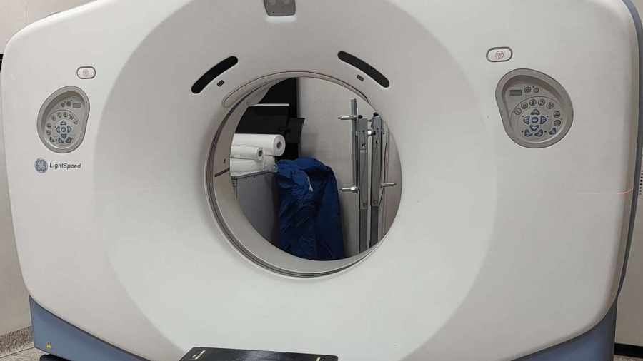 Tomograf Lightspeed