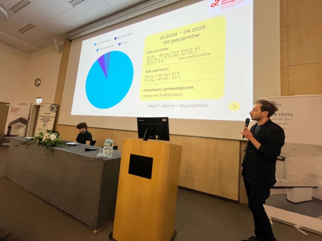 Konrad Urbanek, lekarz z Zakładu Radioterapii